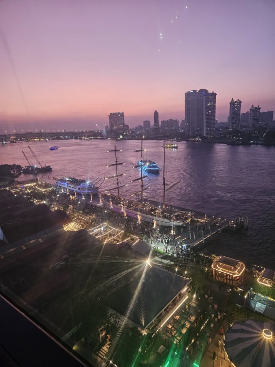 Ausblick Ramada Plaza by Wyndham Bangkok Menam Riverside