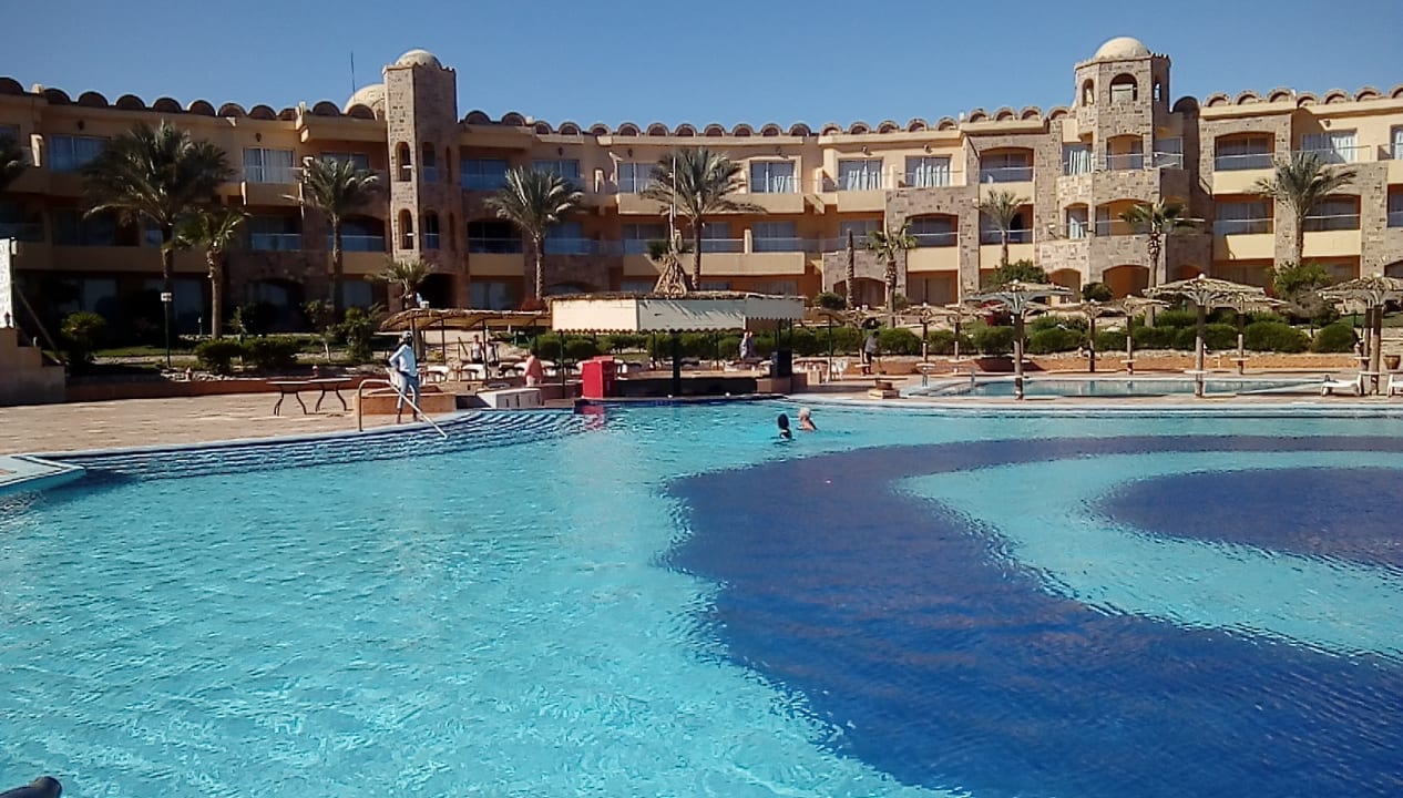 Pool Utopia Beach Club