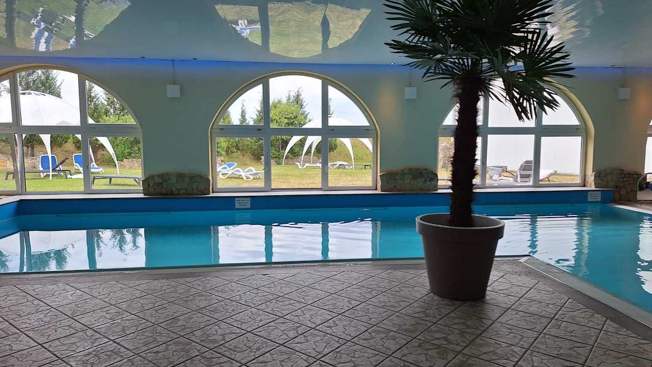 Pool CAREA Harz Hotel Allrode