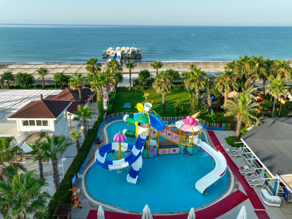 Ausblick Orange County Belek - Family Concept