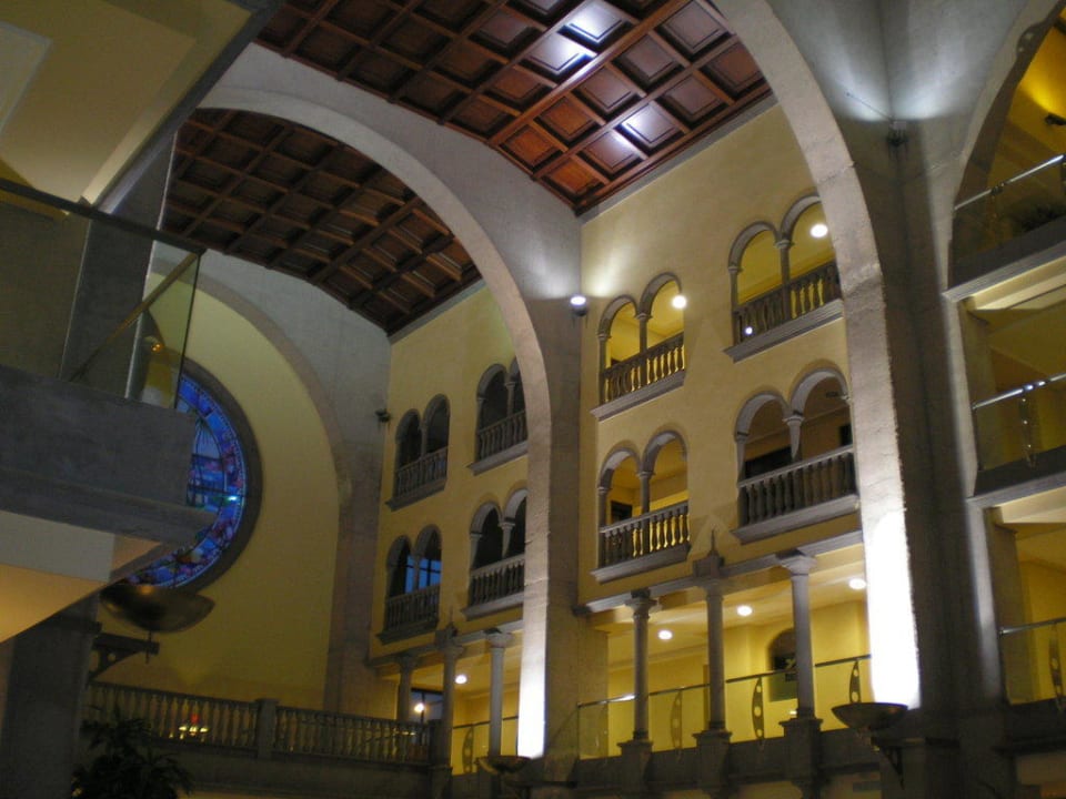 Die Lobby am Abend R2 Rio Calma Hotel & Spa & Conference
