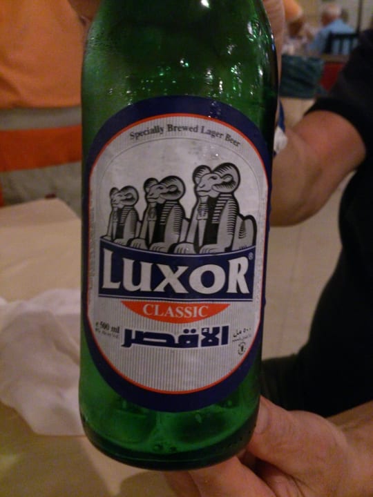 Bier gibts in Flaschen Hotel Gorgonia Beach Resort