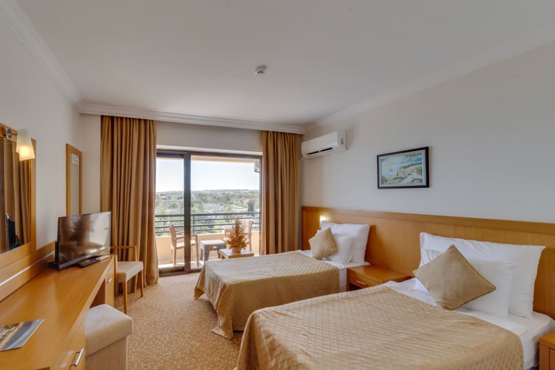 Zimmer Hotel The Holiday Resort