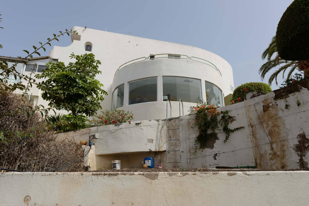 La Pinta. Seitliche Treppe zum Strand HOVIMA La Pinta Beachfront Family Hotel