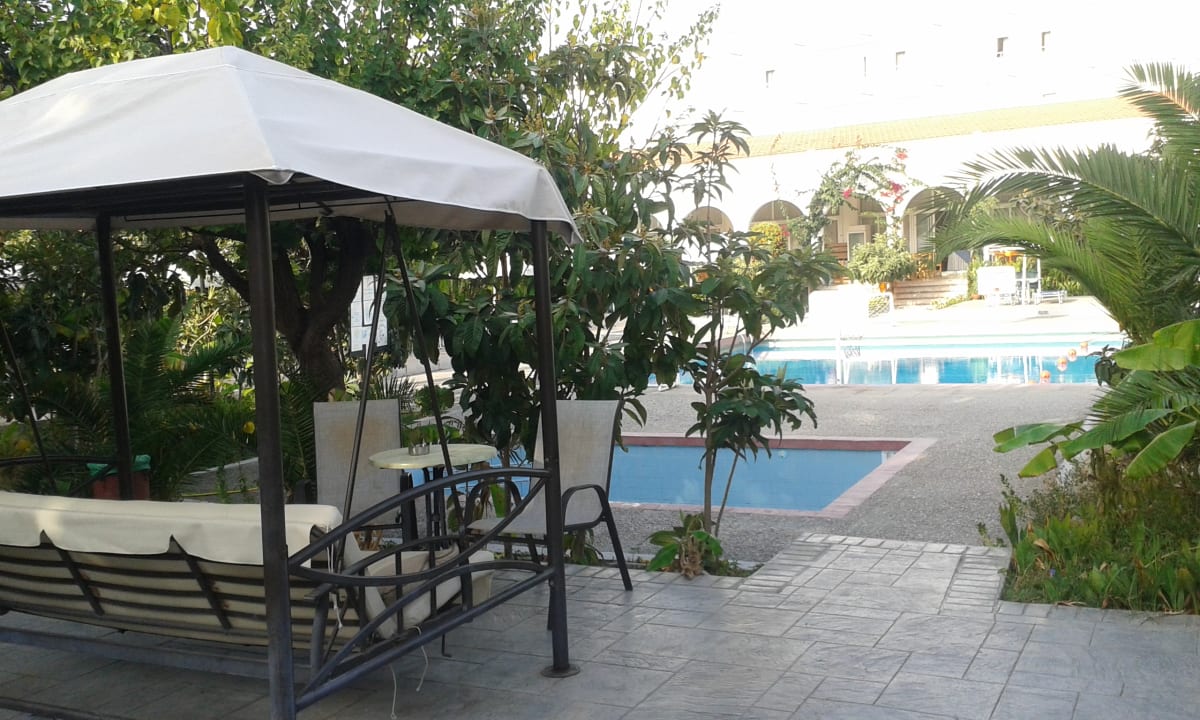 Gartenanlage Irene Palace Beach Resort Club alltoura