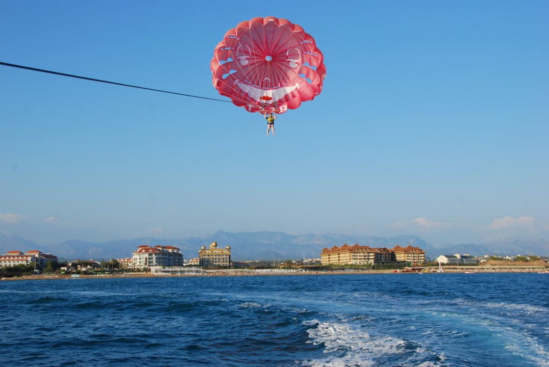 Parasailing Aydinbey Kings Palace & Spa