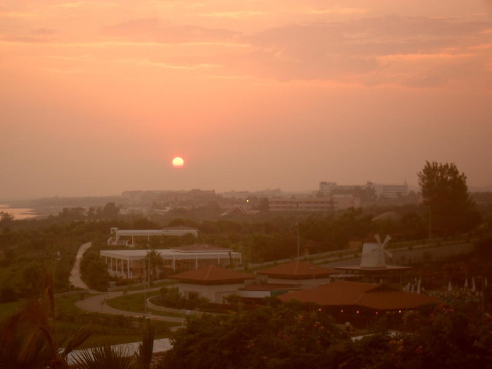 Blick nach links vom Balkon Hotel Defne Dream