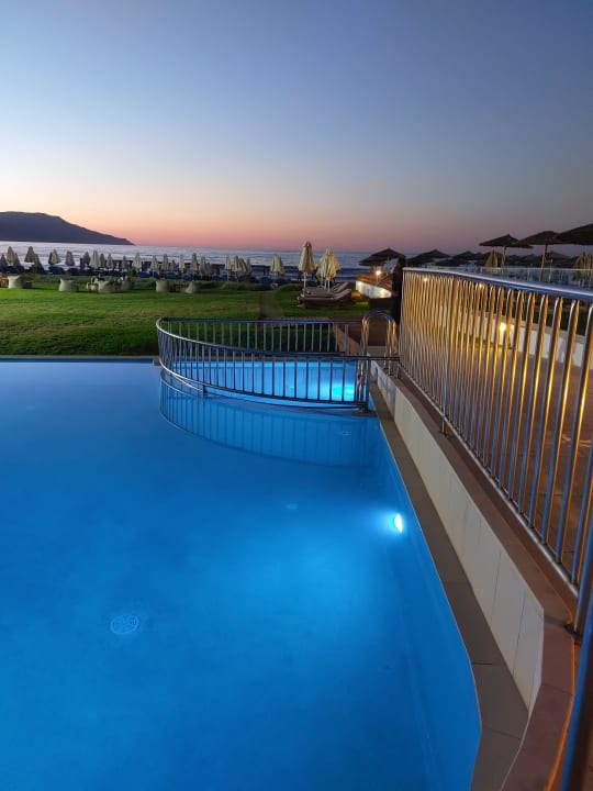 Pool HARPIN Happy Days Beach Hotel