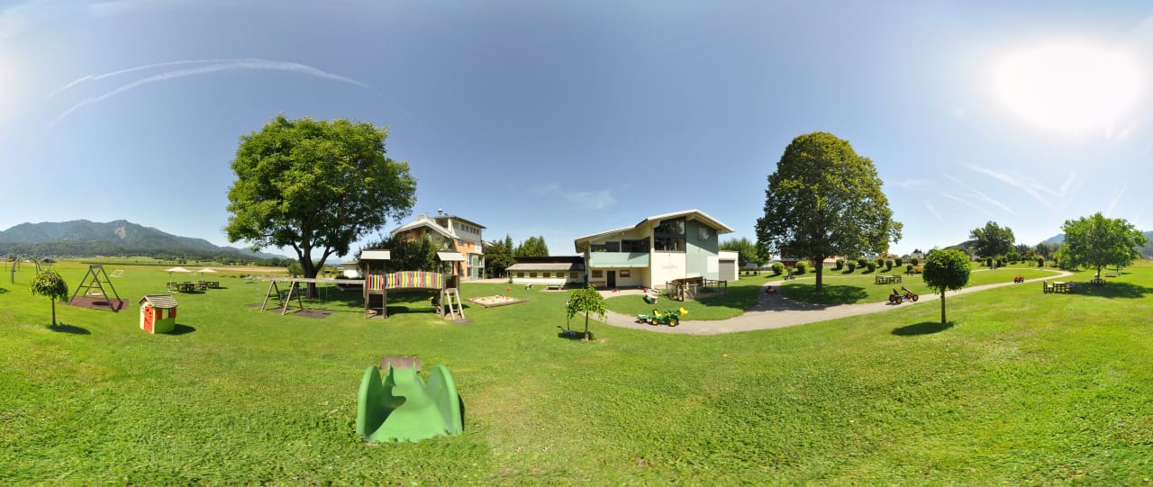 Gartenanlage Karglhof Stammhaus