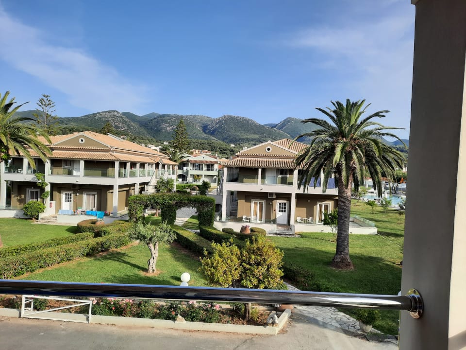 Ausblick Acharavi Beach Hotel