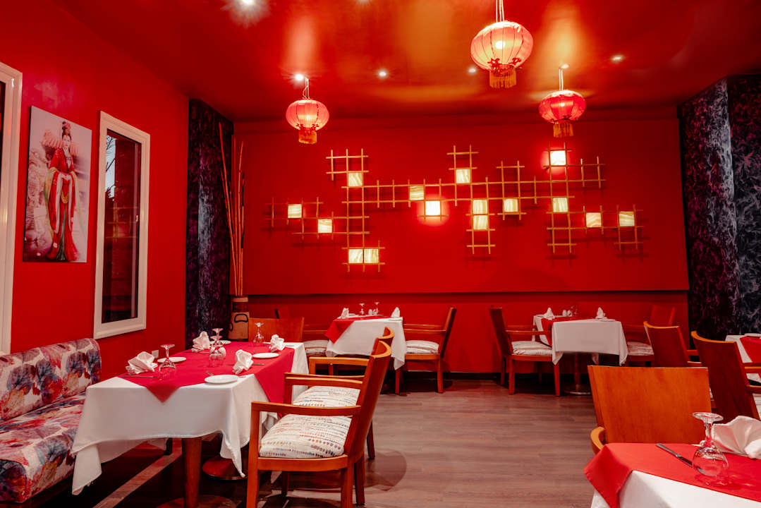 Gastro Royal Star Beach Resort