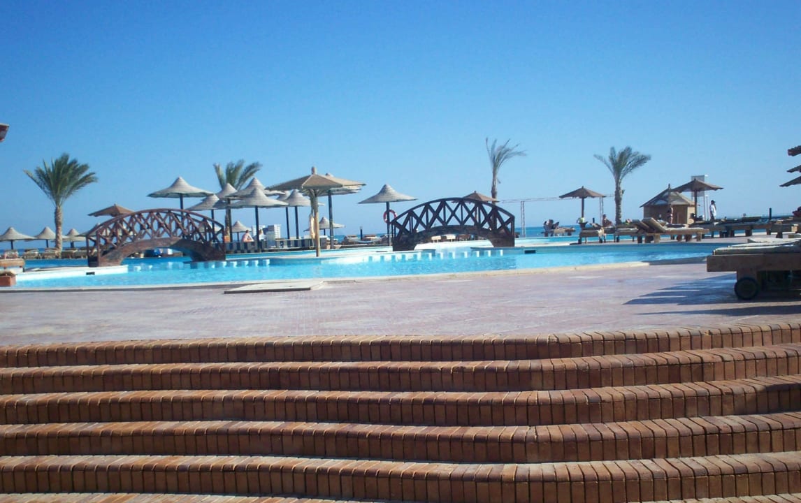 Бассейн Riviera Aqua Park Resort