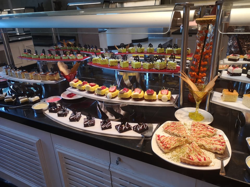 Gastro Well Palace Side