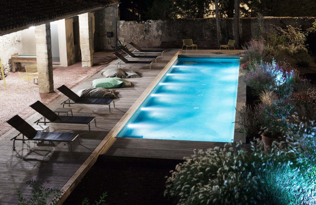 La piscine chauffée - nuit Hotel La Maison d'Ulysse