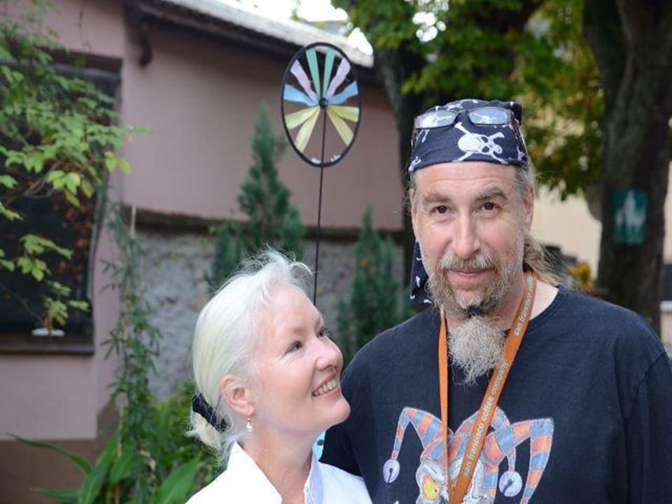 Grossvater mit Sonja Hotel Adler / Gasthof Zum verkauften Großvater