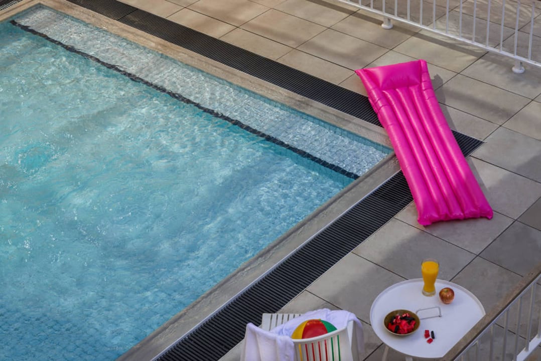 POOL Herods Herzliya