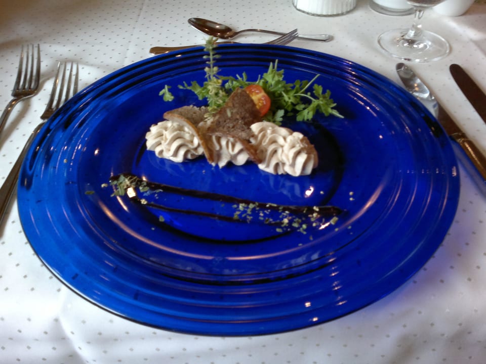Ofenlebermousse mit Brotchip Platzlhof - Mein Hotel im Zillertal