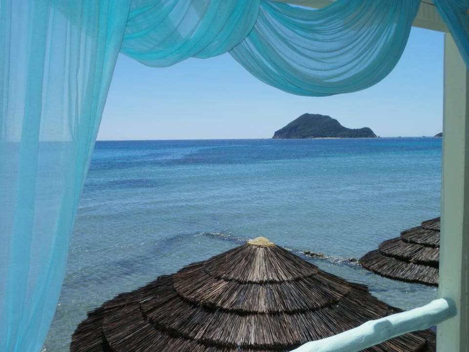 Thalassa Cafe Bar Porto Koukla Beach