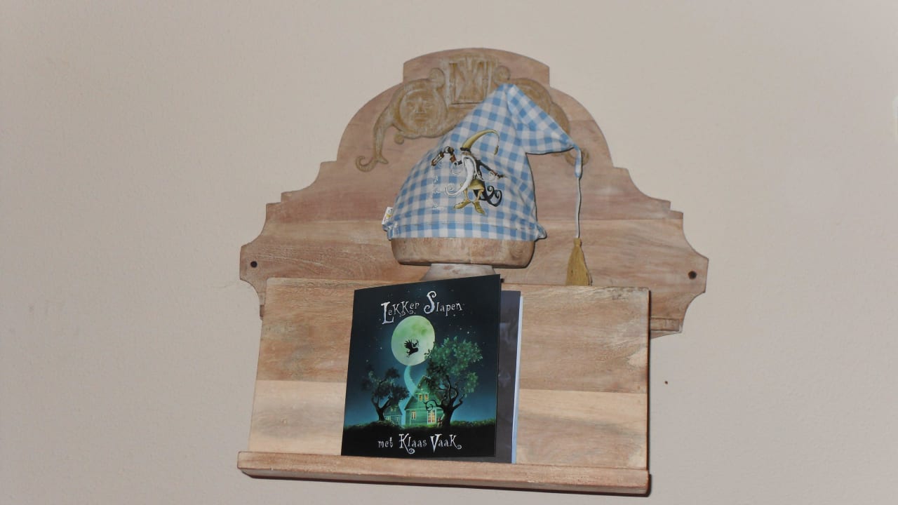 Die Geschenke: ein Märchenbuch & eine Schlafmütze Ferienpark Efteling Bosrijk