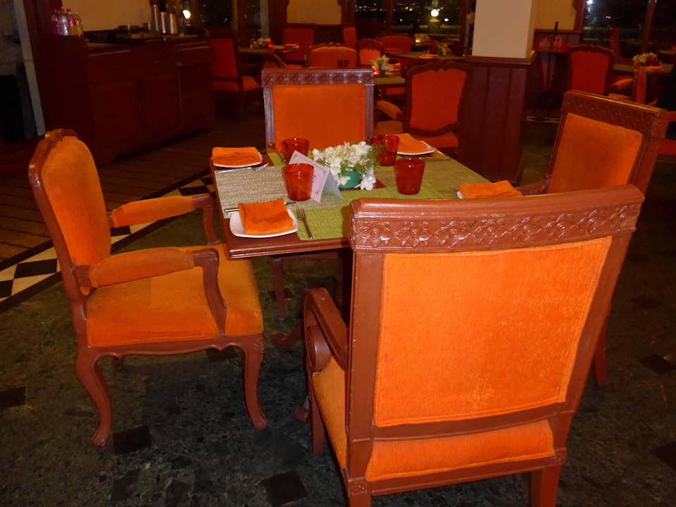 Der gedeckte Tisch The Gateway Hotel Pasumalai