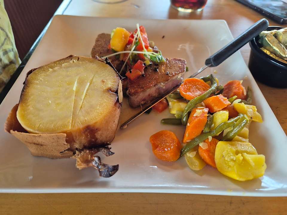 Gastro Broken Spur Inn & Steakhouse