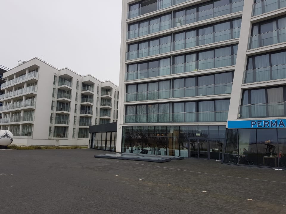 Außenansicht Marine & Ultra Marine