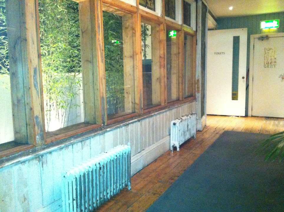 Übergang Hotel Kellys