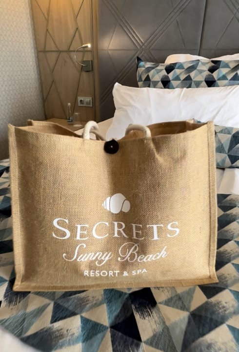 Zimmer Secrets Sunny Beach Resort & Spa