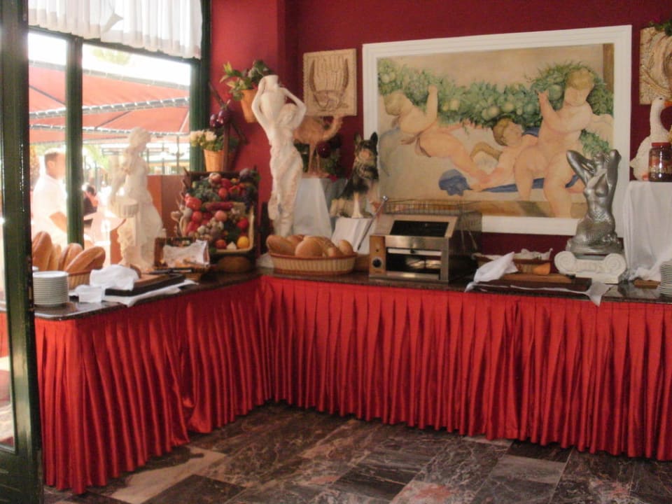 Mittagsbuffet im Miramare- Beach  Hotel Miramare Beach
