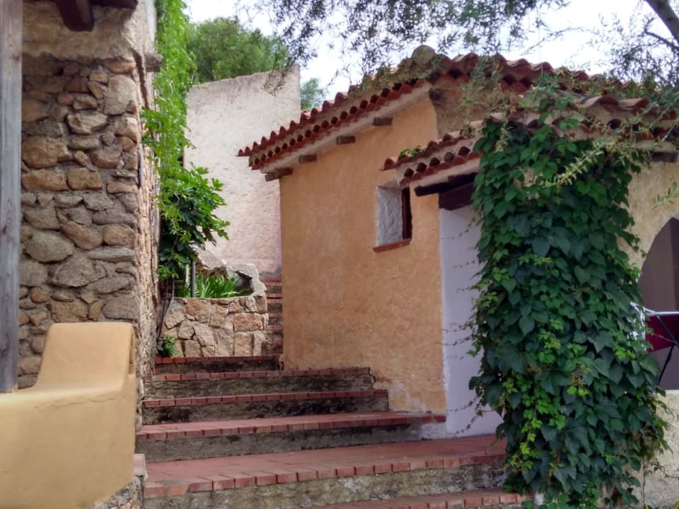 Wege zu den Bungalows Club Esse Porto Rafael