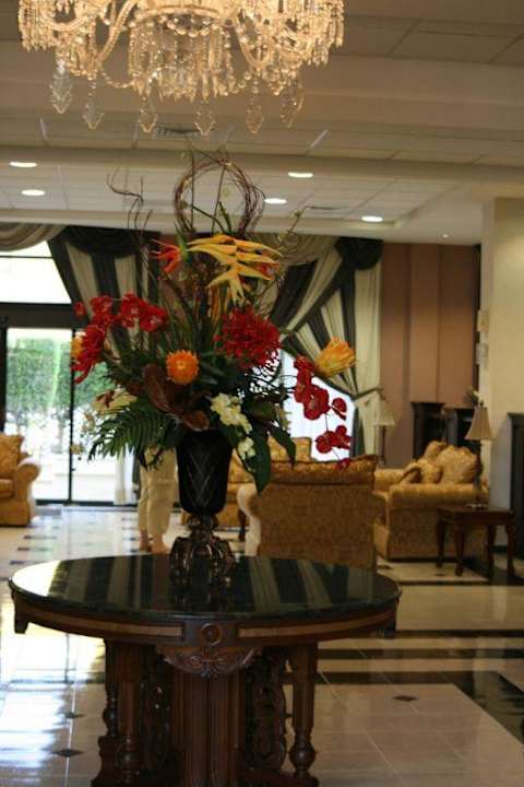 Blumenarrangement im Lobbybereich Hotel Plaza Campeche