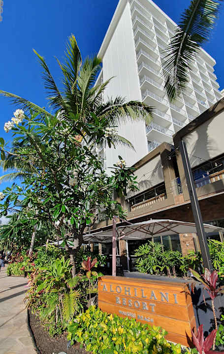 Außenansicht Alohilani Resort Waikiki Beach