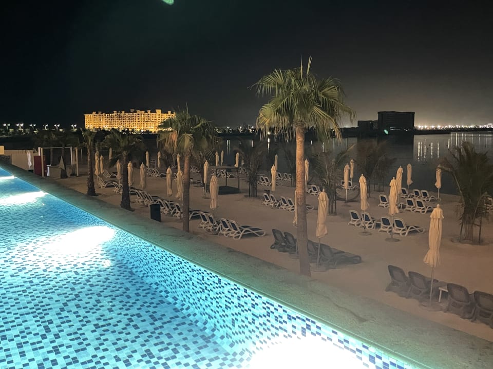 Außenansicht Hampton by Hilton Marjan Island