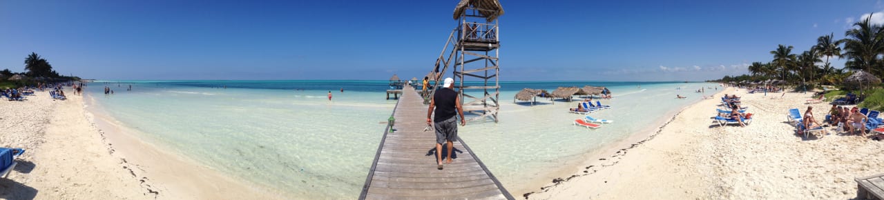 Panorama am Strand Hotel Camino del Mar Cayo Guillermo