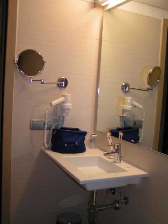 Bad blau punta reina