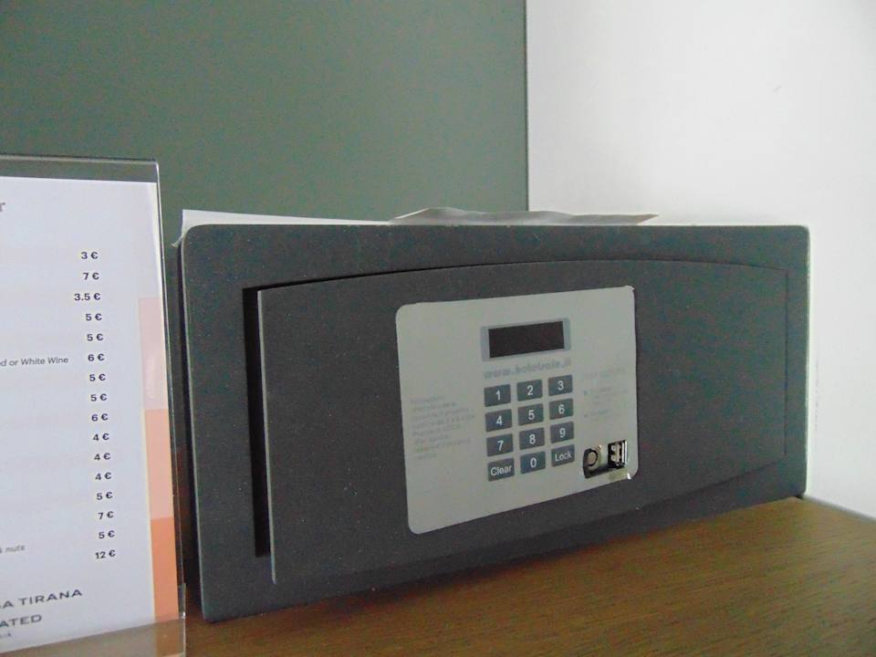 Zimmer Hotel Elisa Tirana, Affiliated by Meliá