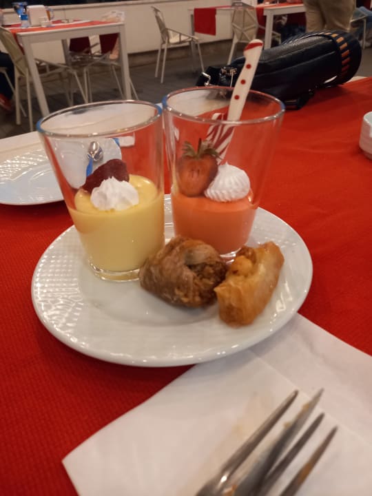 Gastro The Sense Deluxe Hotel