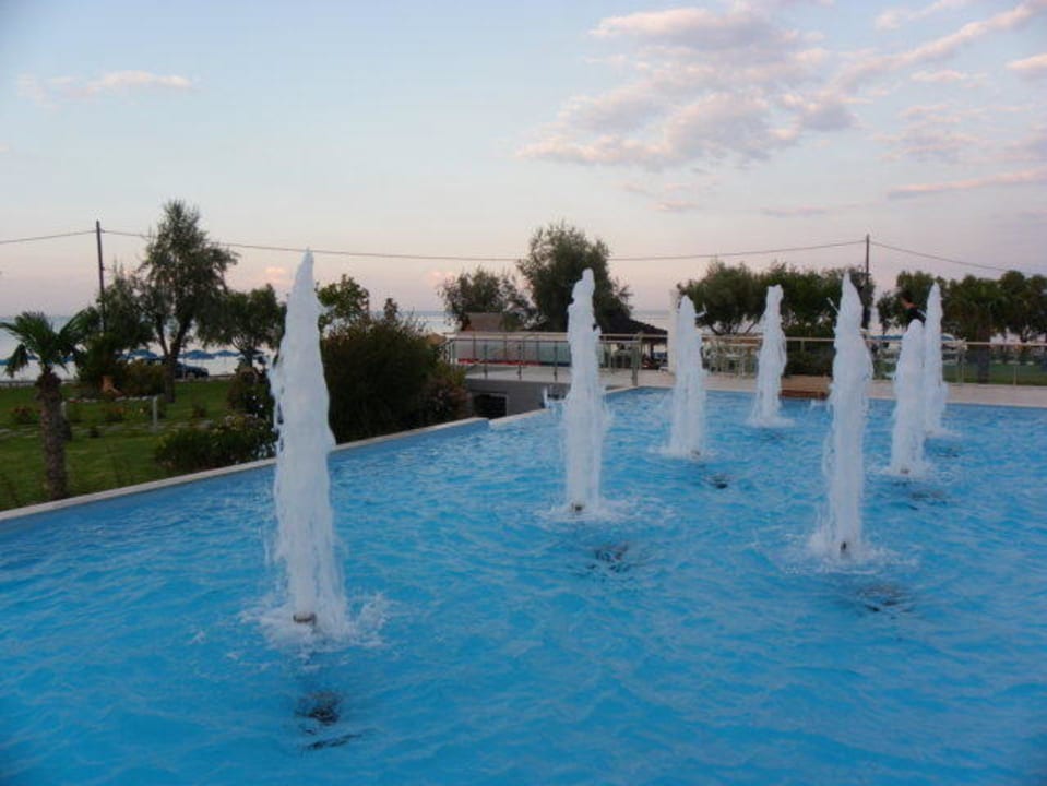 Wasserspiel alltoura Club Hotel Poseidon Palace