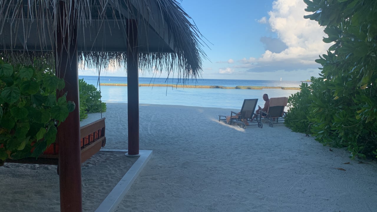 Strand Sun Siyam Vilu Reef