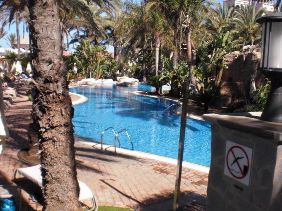 Der geschlängelte Pool Lopesan Costa Meloneras, Resort & Spa