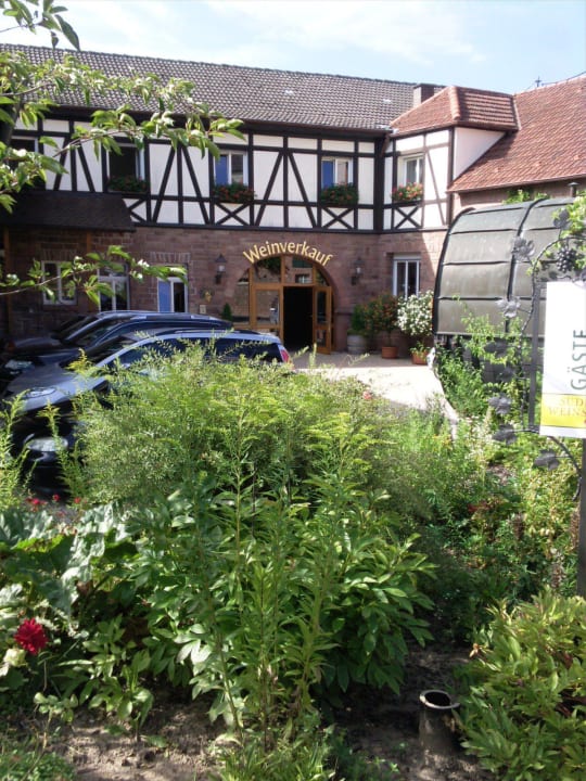 Eingangsbereich Gästehaus Weingut Helmut Schreieck