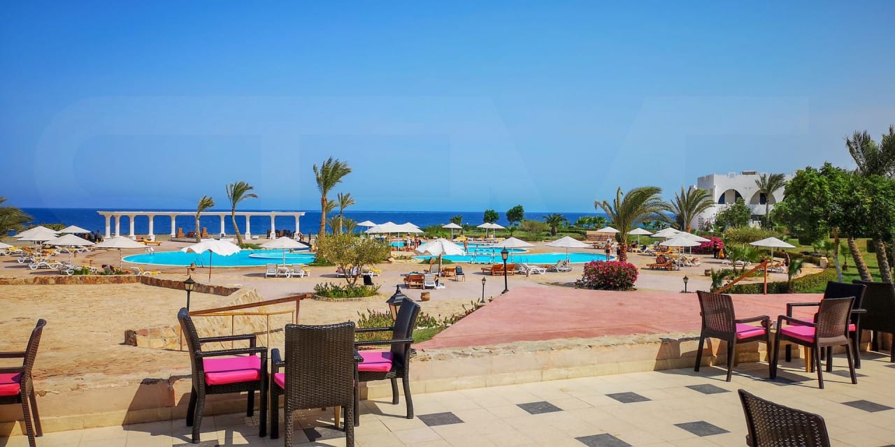 Pool Three Corners Equinox Beach Resort