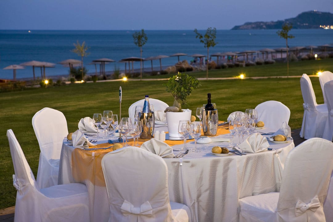 Outdoor Banquet Elysium Resort & Spa Hotel