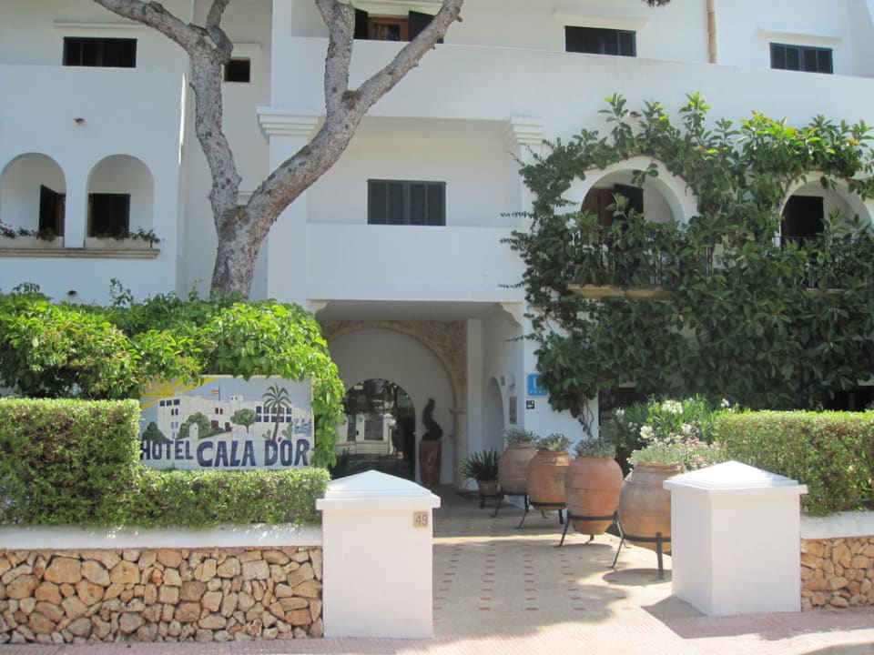 Haupteingang des Hotels Hotel Cala D'Or