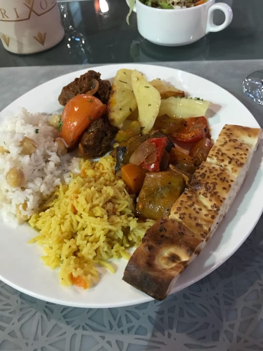 Gastro Rixos The Palm Hotel & Suites