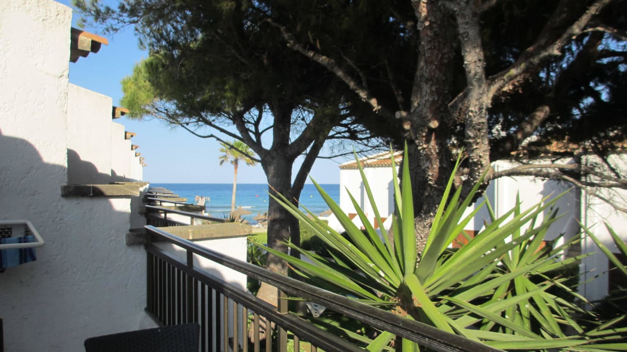 Vom Balkon in Richtung Garten/Meer Grupotel Los Príncipes Apartments & Spa