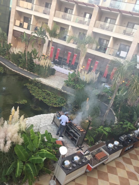 Tägliches Grill Buffet Paloma Pasha