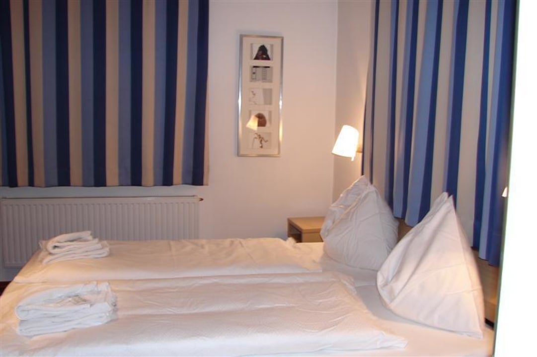 Doppelbetten Binders Budget City-Mountain Hotel