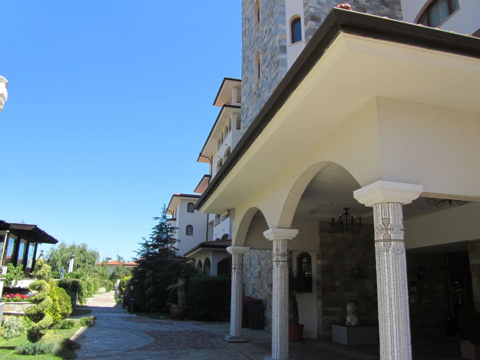 Hotel Helena Sands Helena Sands