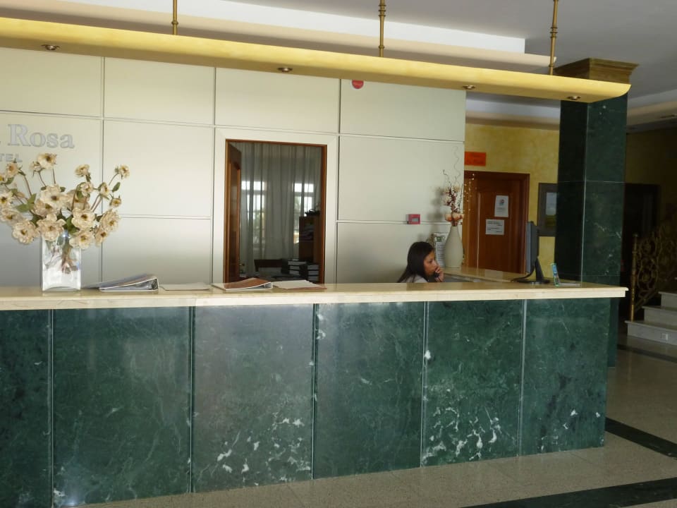 Reception Hotel Santa Rosa